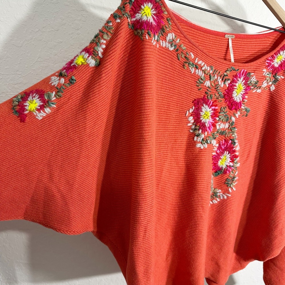 Free People Floral Bouquet Embroidered Dolman Sweater Top Orange Medium‎ Bobo - Picture 3 of 6